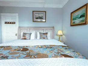 The Eden Hall Inn - Chambre