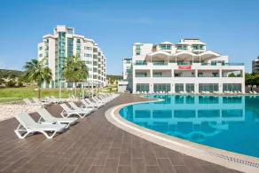 Ramada Resort By Wyndham Kizkalesi - Piscine