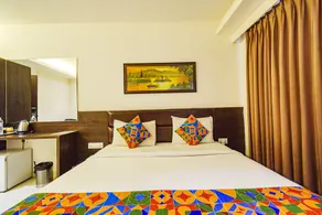 FabHotel Prime Prowell Crown - Nr TCS Deccan Park, Hitech City - Room