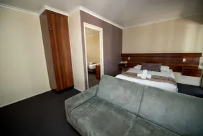 Sarina Motor Inn - Room