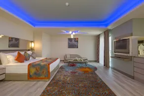Royal Seginus - Room
