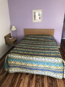 River Road Motel - Quarto