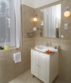 Imperial Spa & Kurhotel - Baño