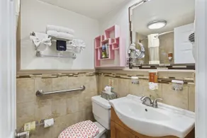 Plaza Beach Hotel - Beachfront Resort - Badezimmer