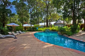 Grande Escape Resort - Pool