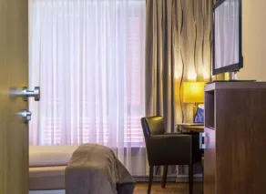Hotel Simon's Plaza - Room