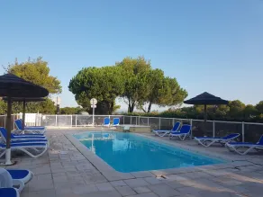 Parc résidentiel les Hauts de Baldy - Pool