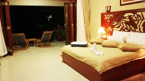 Pirogue Lodge - Room