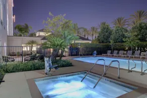 Hilton Garden Inn Anaheim Garden Grove - Piscine