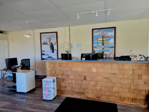 Coastal Inn and Suites - Lobby
