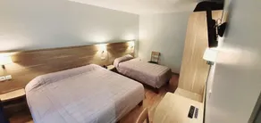 Hôtel des Pyrénées - Entre Bastille et Nation - Værelse
