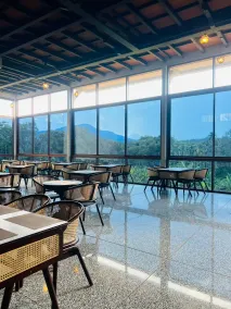 Kings Flora Luxury Organic FarmResort - Restaurant