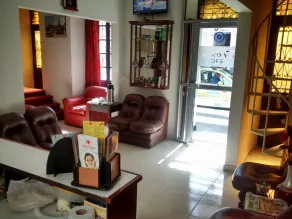 Hostal Verona - Lobby sitting area