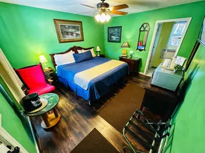 Alpine Village Inn - Chambre