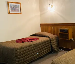 County Lodge Motor Inn - Chambre