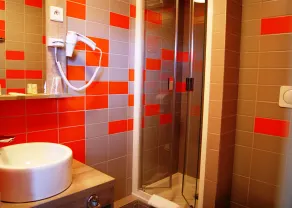 P'tit Dej-Hôtel Clermont-Ferrand - Salle de bain