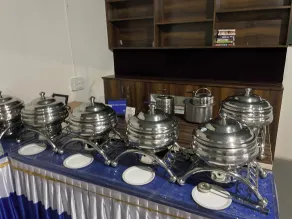 Fulgulab Lawns and Home Stay - Restaurant