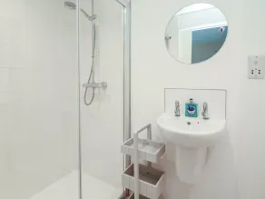 Full Deck - Baño