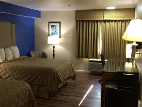 California Inn and Suites Bakersfield - Chambre