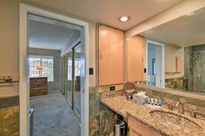 Hot Tub, Heated Pool & More! Relaxing Phoenix Home - Interiör