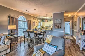 Myrtle Beach Condo: Golf Course + Pool View! - Interior