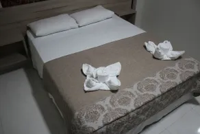 AJ Hotel Chapecó - Fácil Acesso Pátio Shopping e Rótula da Bandeira - Room