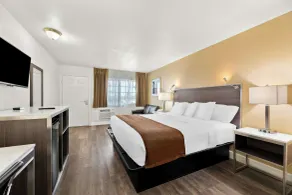Americas Best Value Inn and Suites Flagstaff - Chambre