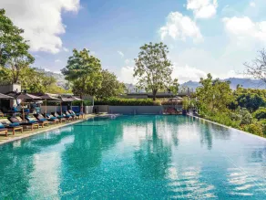 Pullman Phuket Arcadia Naithon Beach - Basseng