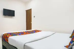 FabHotel Rachana Residency - Nr Shivaji Nagar Metro Station - Værelse
