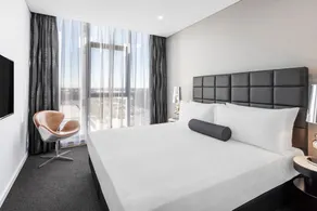 Meriton Suites Mascot Central - Room