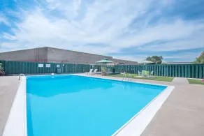 Days Inn by Wyndham West Rapid City - Pool