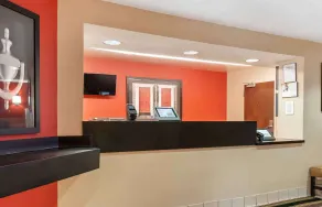Extended Stay America Select Suites - Detroit - Sterling Heights - Vestíbulo