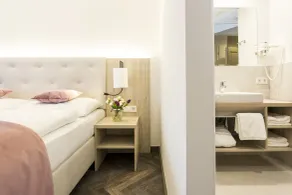 Boutiquehotel Bergvilla Am Fuße der Alpen - Værelse