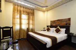 Hotel Surya Garh - Room