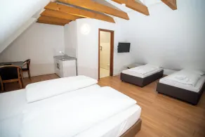 Hotel am Schillerplatz - Room