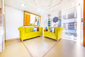 Ayenda Golden Empresarial - Lobby sitting area