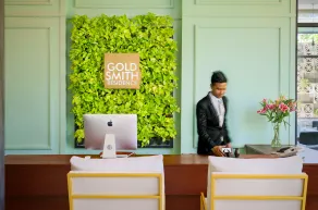 Gold Smith Residence - Reception