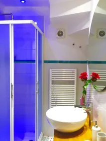 Cathedral Suite - Otranto City Center - Solarium & Jacuzzi - Bad