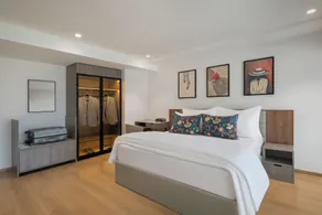 ONE Atmosphere Suites - Corner Walk - Rom