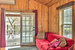 'The Boat House' Creekside Escape in Hot Springs! - Innenbereich