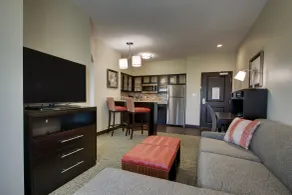 Staybridge Suites Plano - The Colony by IHG - Chambre
