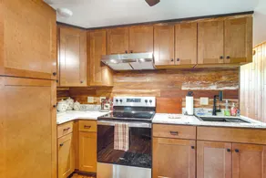 Updated Conover Cabin w/ Nearby Boating Access! - Innenbereich