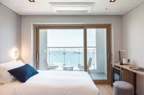 Connect Busan Hotel & Residence - Room