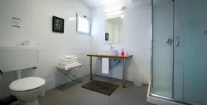 G38 Rental Apartment Building - Salle de bain