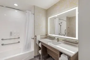 Home2 Suites By Hilton Calera - Badrum