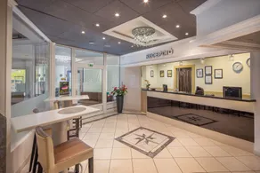 Kristály Hotel - Rezeption