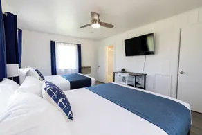 Anchor Bay Inn and Suites - Chambre