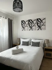 no6 overnight stays free onsite parking - Rum