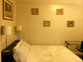Upper West Side Manhattan Apartment - Room
