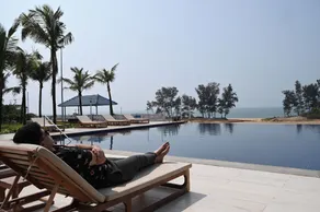 KAHUNA RESORTS - FIND YOUR SHORE - Piscina